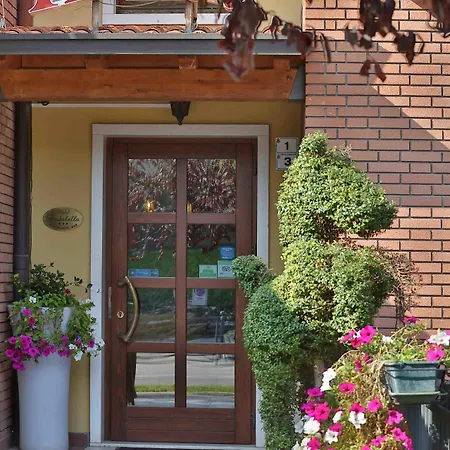 Costabella 산 제노 디 몬타냐