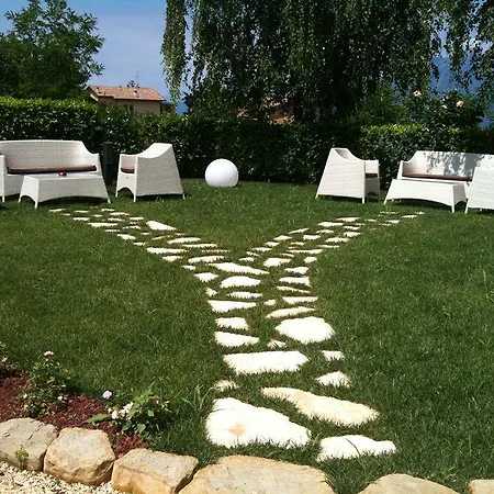 Costabella 산 제노 디 몬타냐