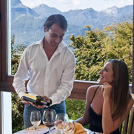 Costabella 3* San Zeno di Montagna
