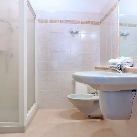 מלון Costabella סן זנו די מונטניה