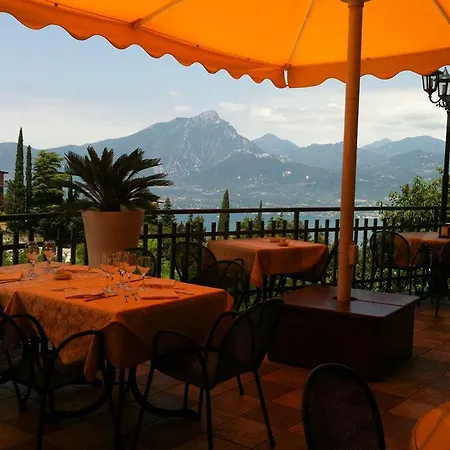 فندق Costabella سان زينو دي مونتانا