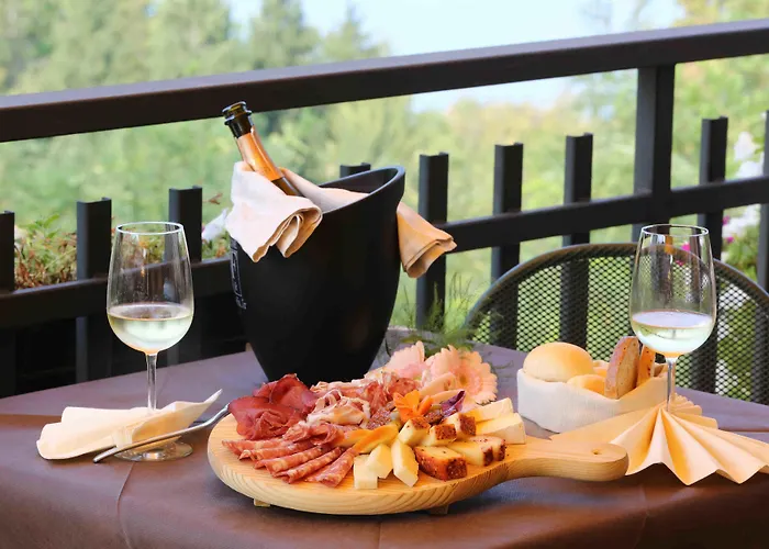 Hotel Costabella San Zeno di Montagna