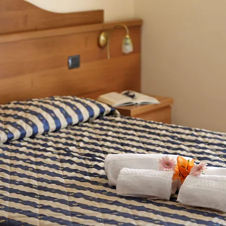 Hotel Costabella San Zeno di Montagna