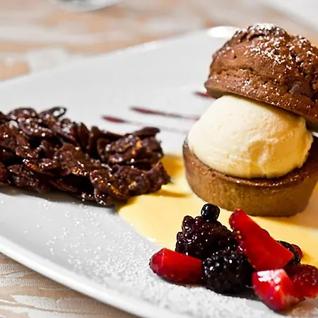 Costabella Hotel San Zeno di Montagna