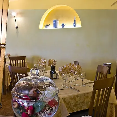 Costabella 3* 산 제노 디 몬타냐